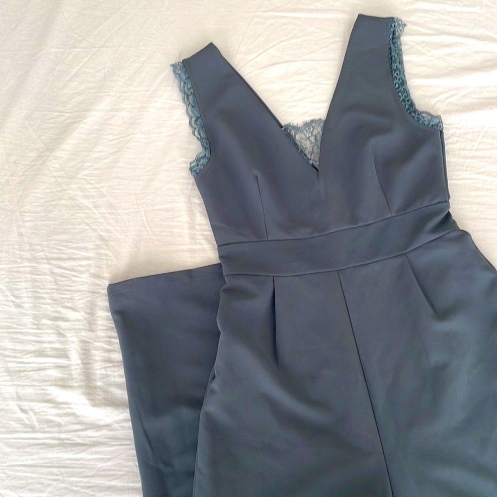 V-neck jumpsuit